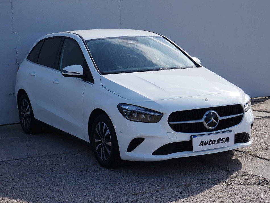 Mercedes-Benz Třída B 1.3T  B200