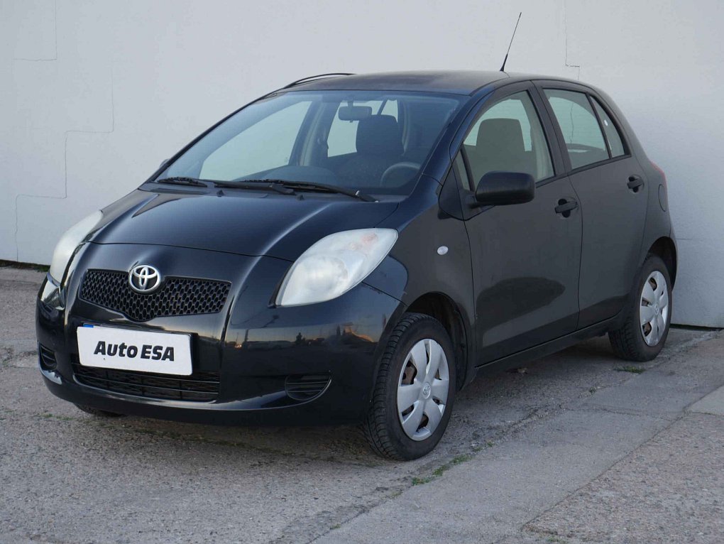 Toyota Yaris 1.0 i 