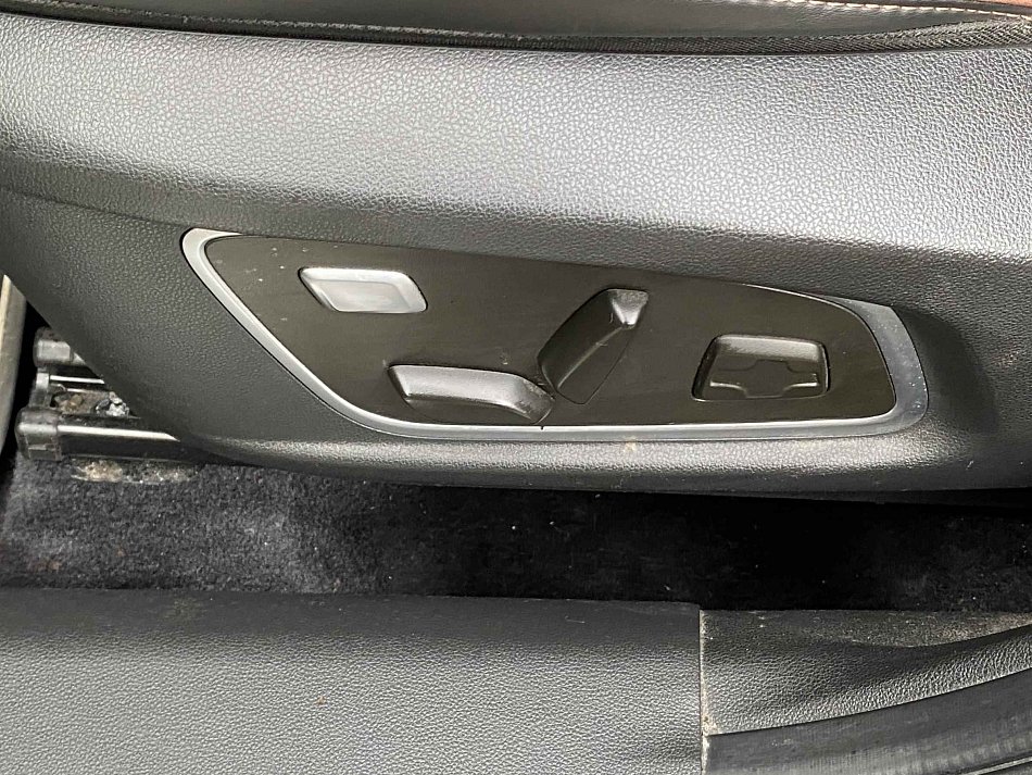 Renault Koleos 2.0 dCi Initiale Paris 4WD