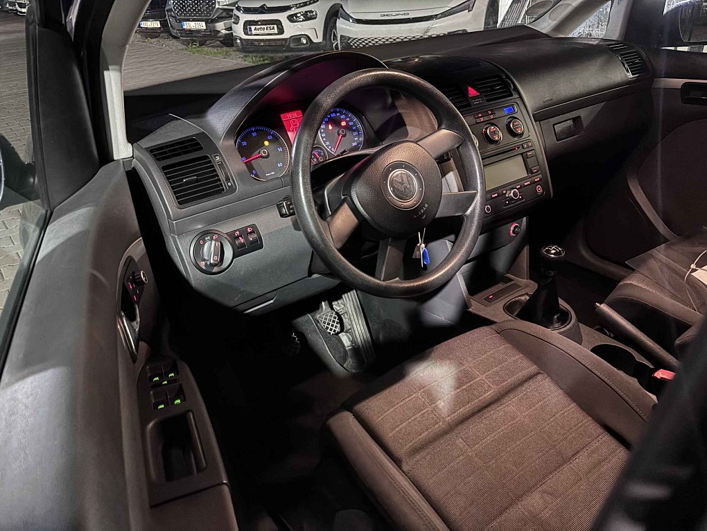 Volkswagen Touran 1.9 TDi 