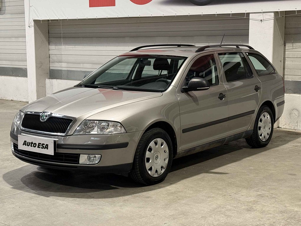 Škoda Octavia II 1.6i Tour
