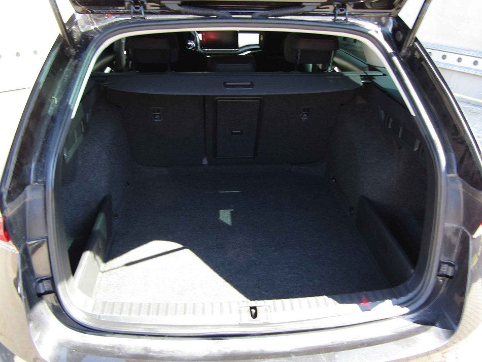 Škoda Octavia IV 2.0 TDi Style