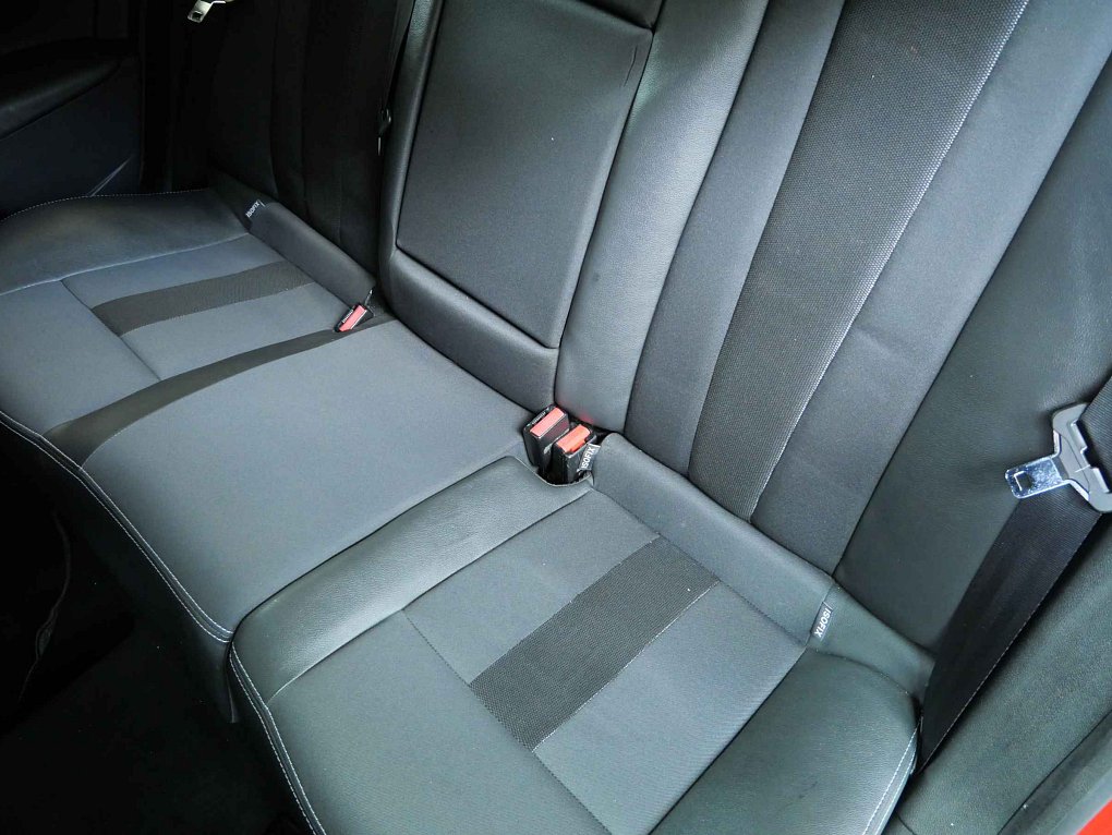 Renault Fluence 1.6i 