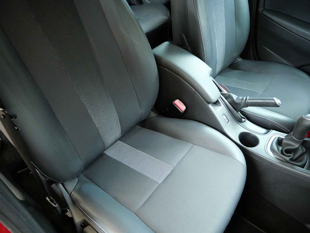 Renault Fluence 1.6i 
