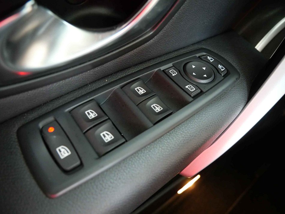 Renault Fluence 1.6i 