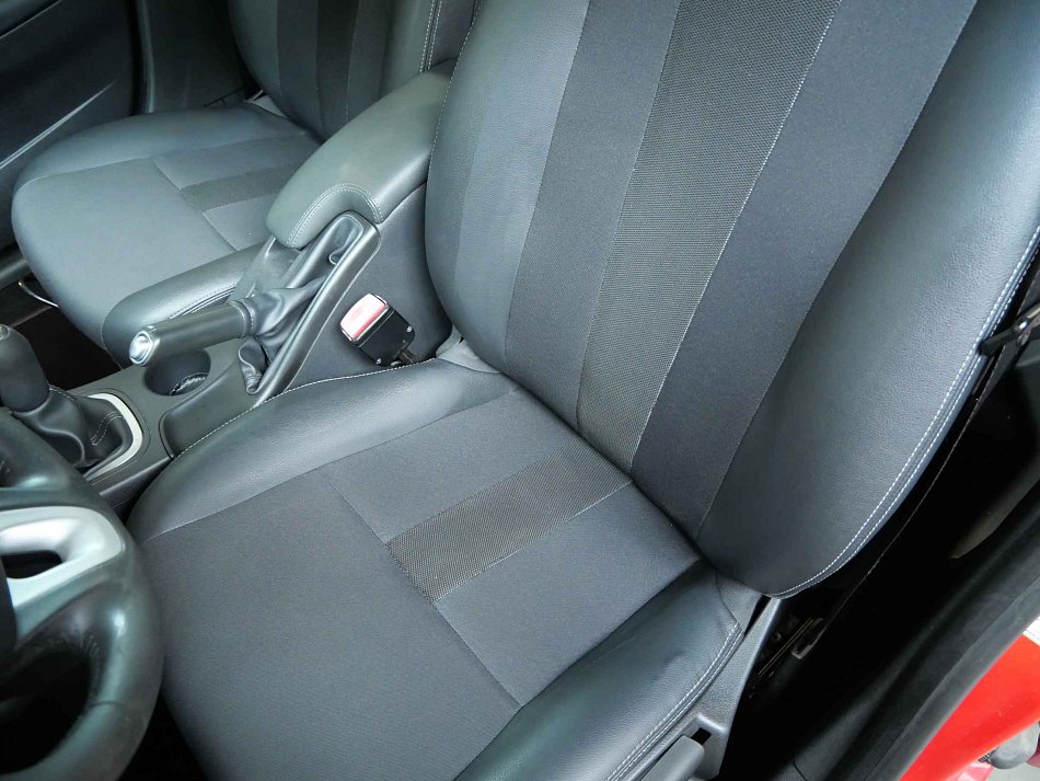 Renault Fluence 1.6i 