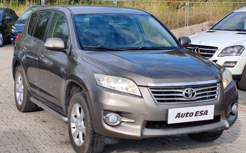 Toyota RAV4 2.0i  4X4