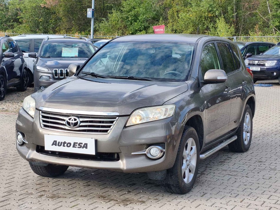 Toyota RAV4 2.0i  4X4