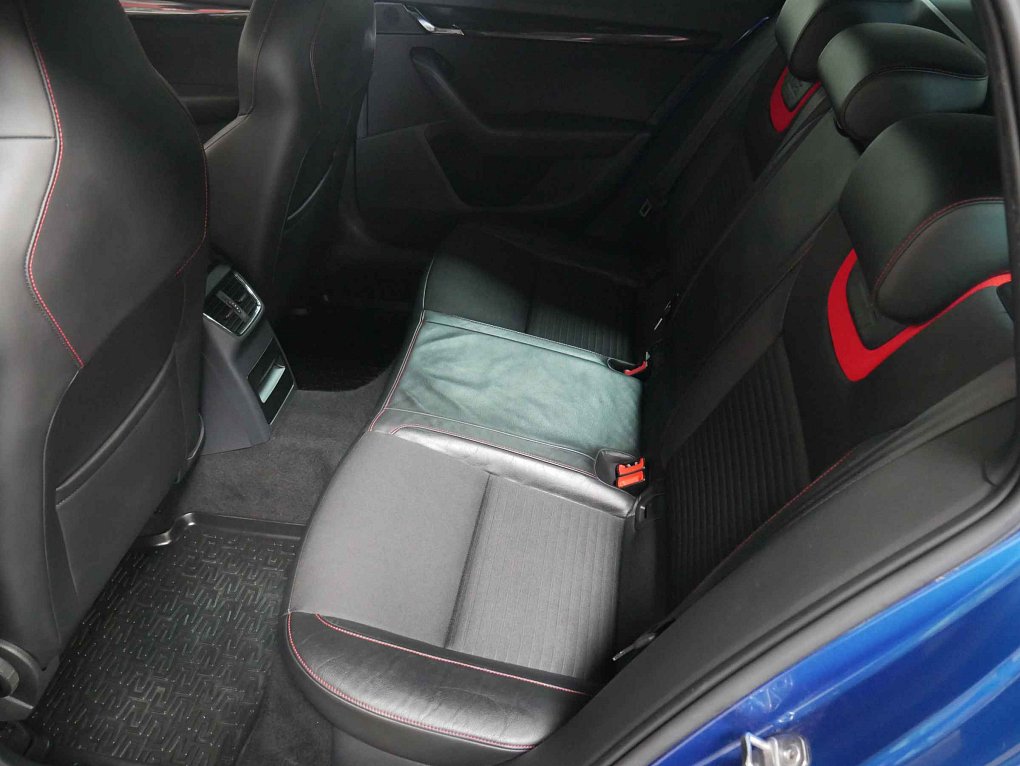 Škoda Octavia III 2.0 TSI RS