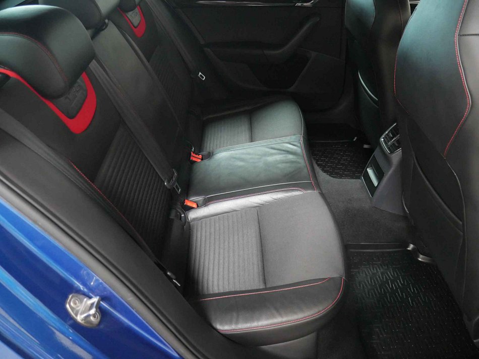 Škoda Octavia III 2.0 TSI RS
