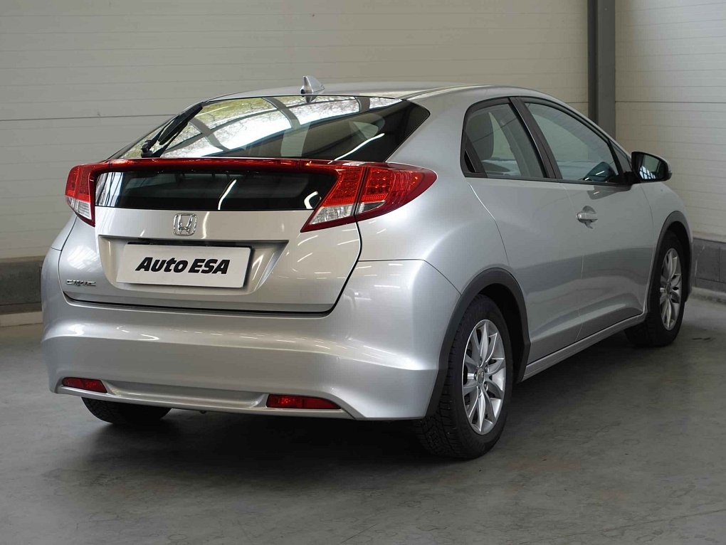 Honda Civic 1.4i 
