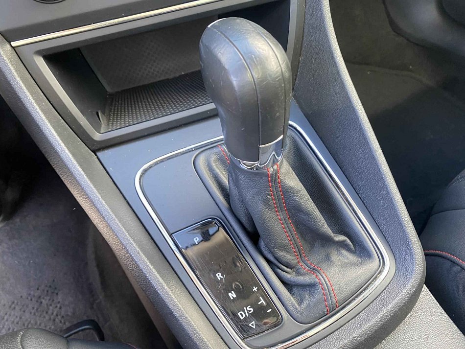 Seat Leon 2.0 TDi FR