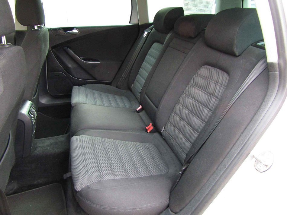 Volkswagen Passat 2.0 TDi 