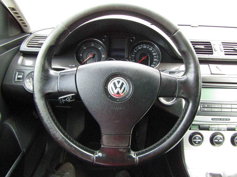 Volkswagen Passat 2.0 TDi 