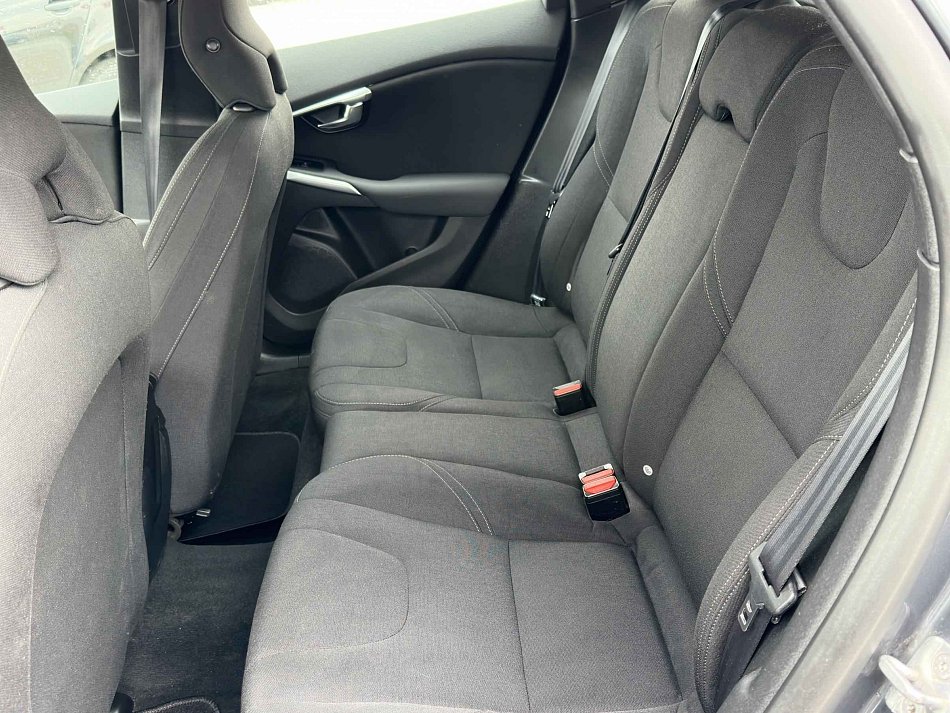 Volvo V40 1.6 D 