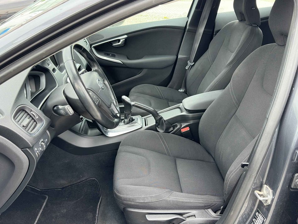 Volvo V40 1.6 D 