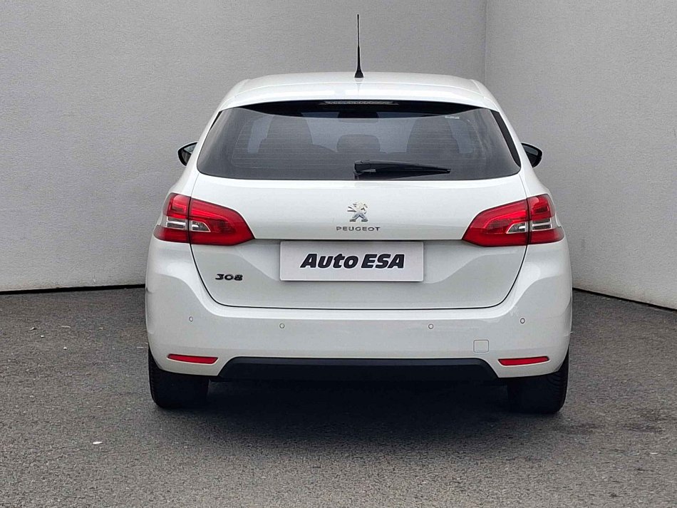 Peugeot 308 1.2 PT 