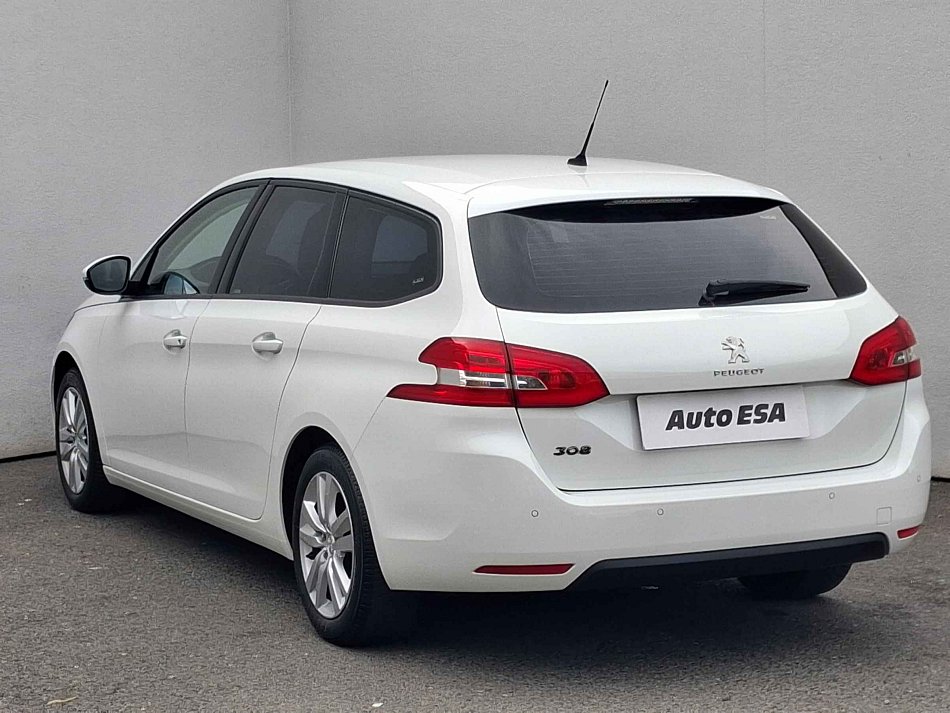 Peugeot 308 1.2 PT 