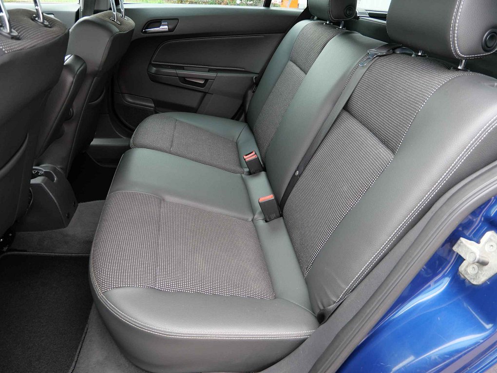 Opel Astra 1.7 CDTi 