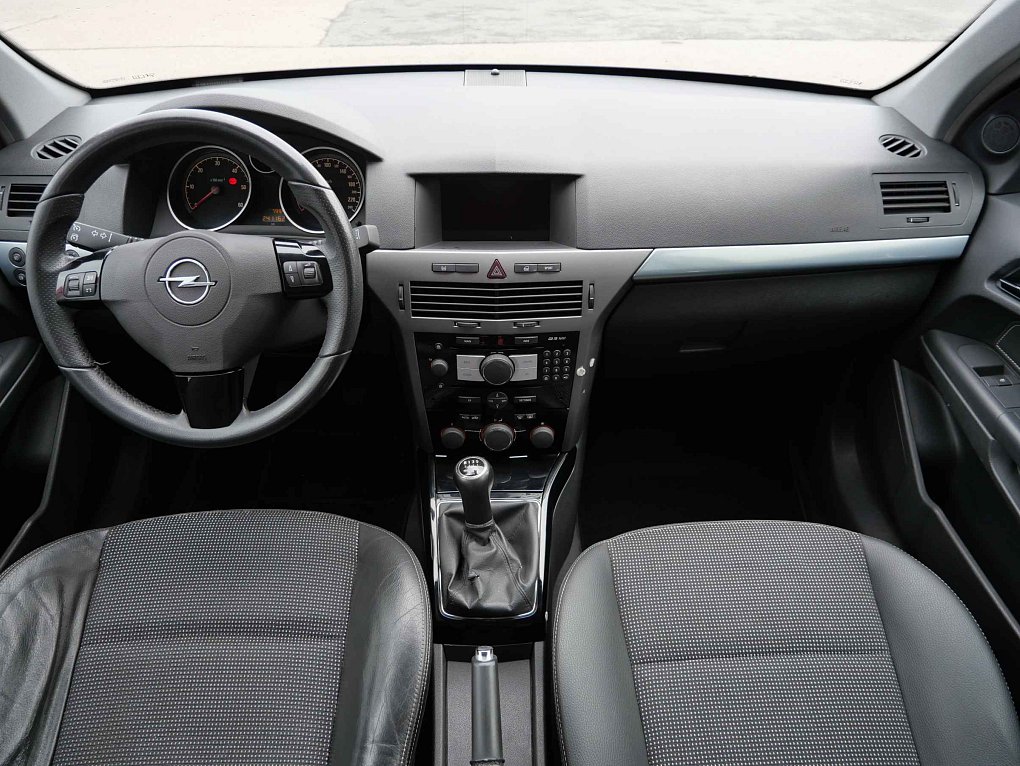 Opel Astra 1.7 CDTi 