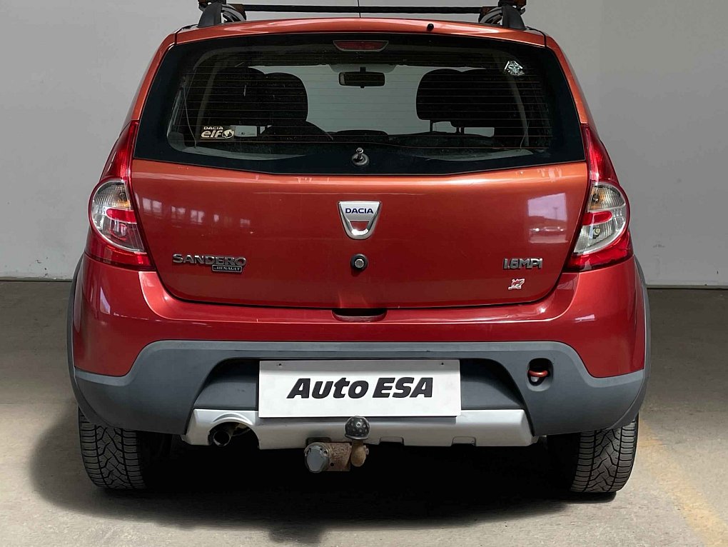 Dacia Sandero 1.6i 