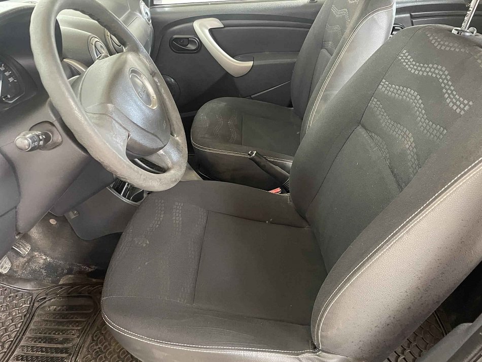 Dacia Sandero 1.6i 