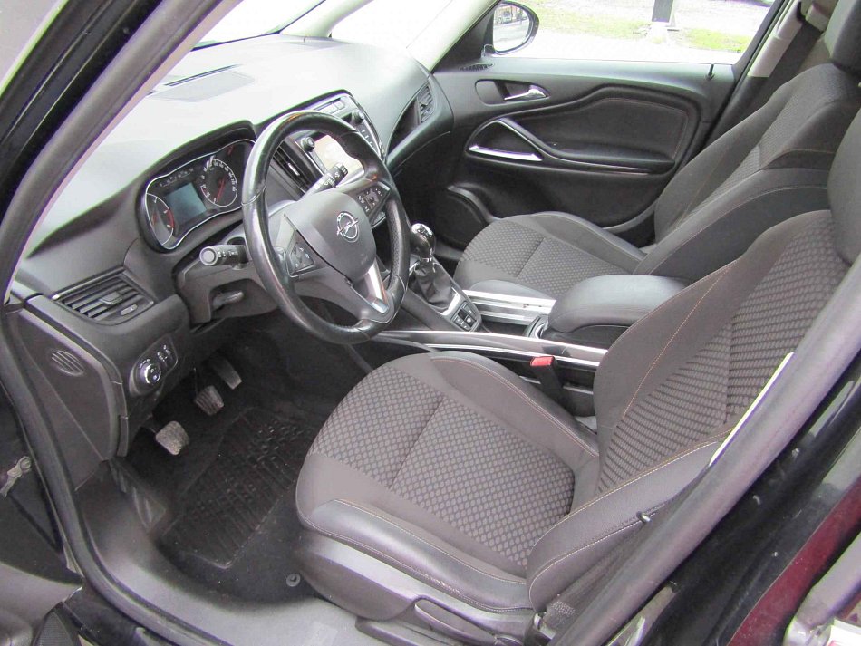 Opel Zafira 1.6CDTi 