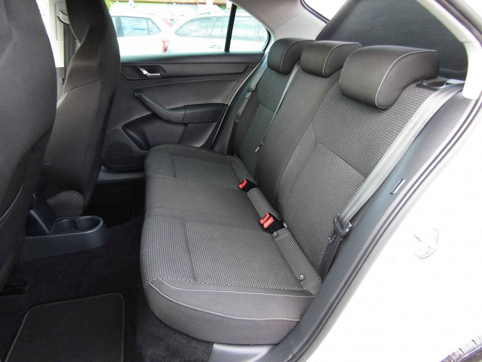 Škoda Rapid 1.6 TDi Sport