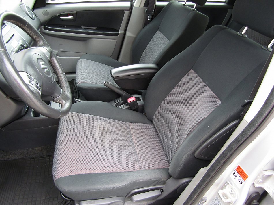 Suzuki SX4 1.6 i 