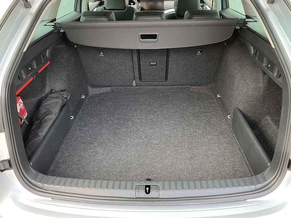 Škoda Octavia IV 2.0 TSi Style 4x4