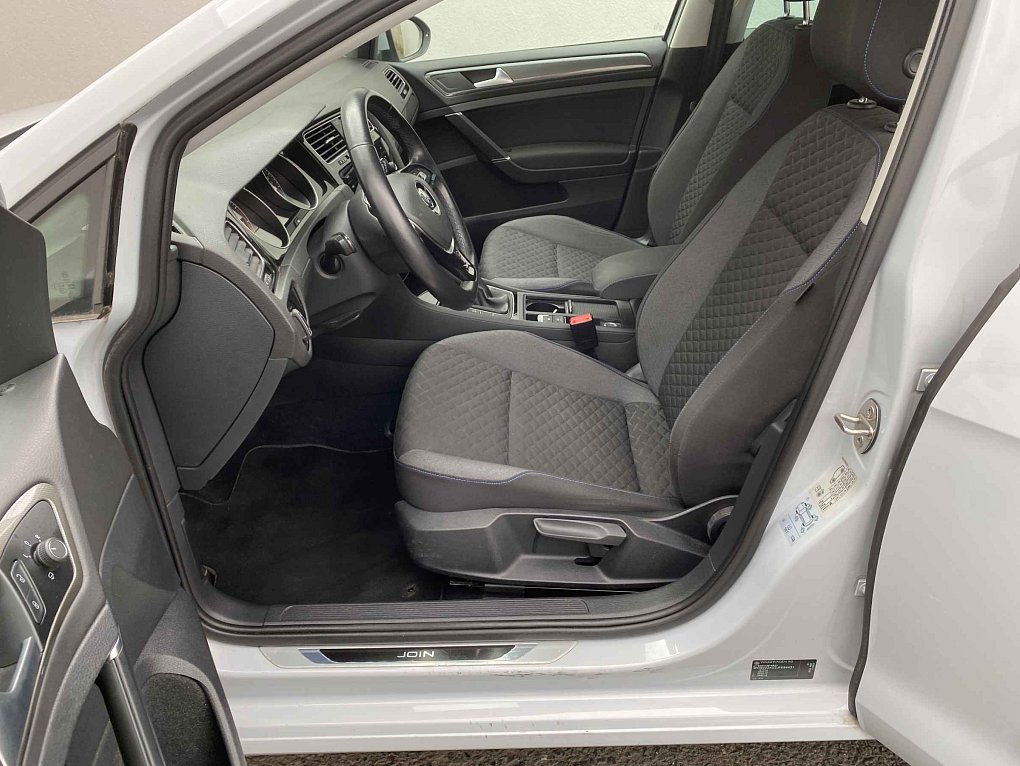 Volkswagen Golf 1.5 TSi Join