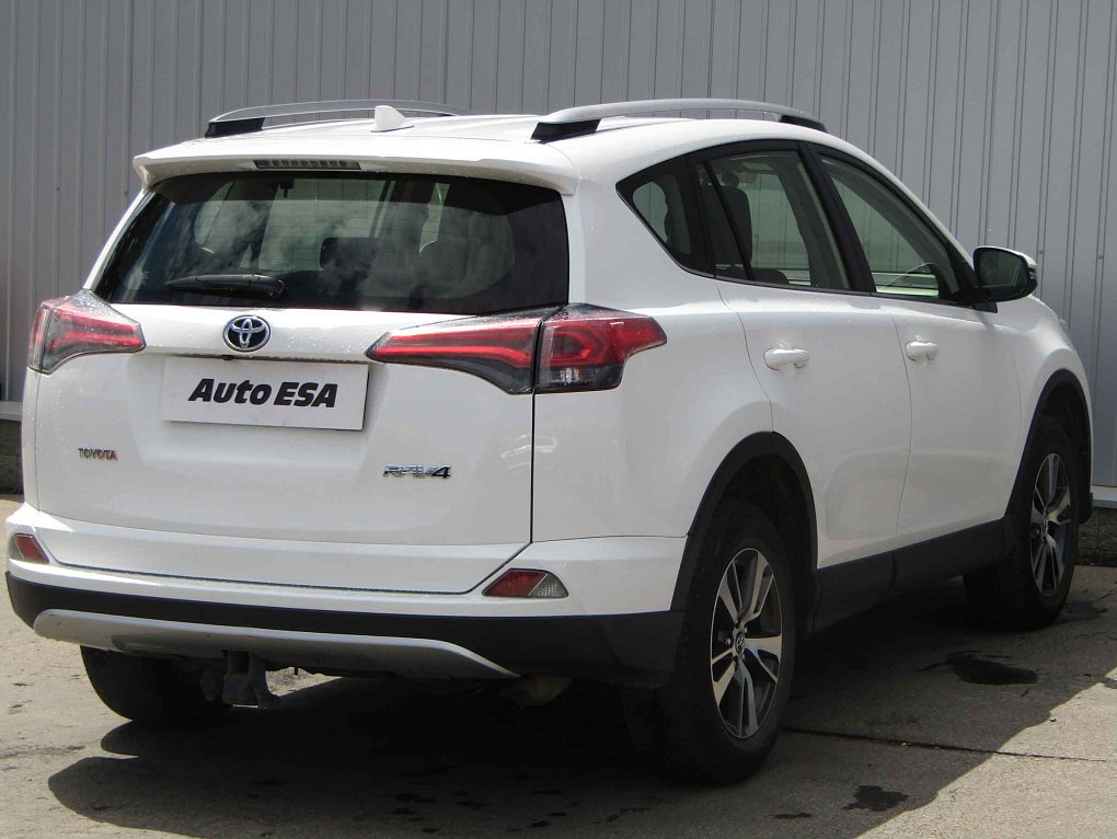 Toyota RAV4 2.0 D-4D 