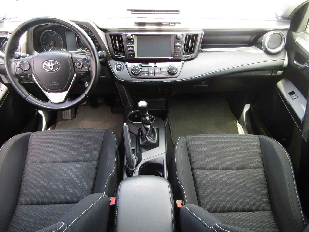Toyota RAV4 2.0 D-4D 