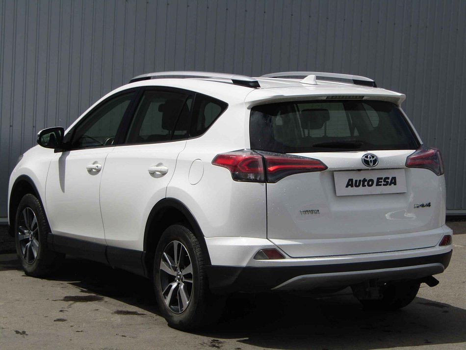 Toyota RAV4 2.0 D-4D 