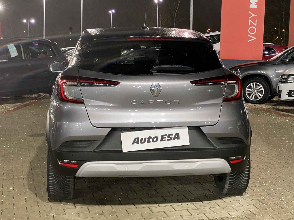 Renault Captur 1.0TCe Experience