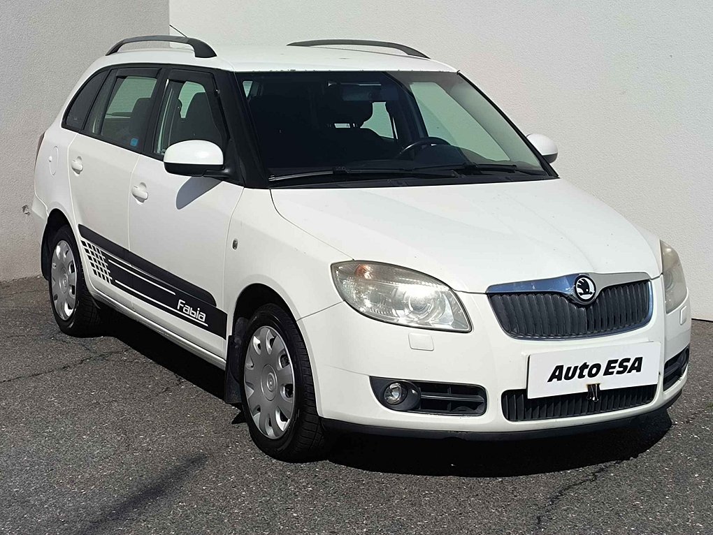 Škoda Fabia II 1.4 16V Elegance