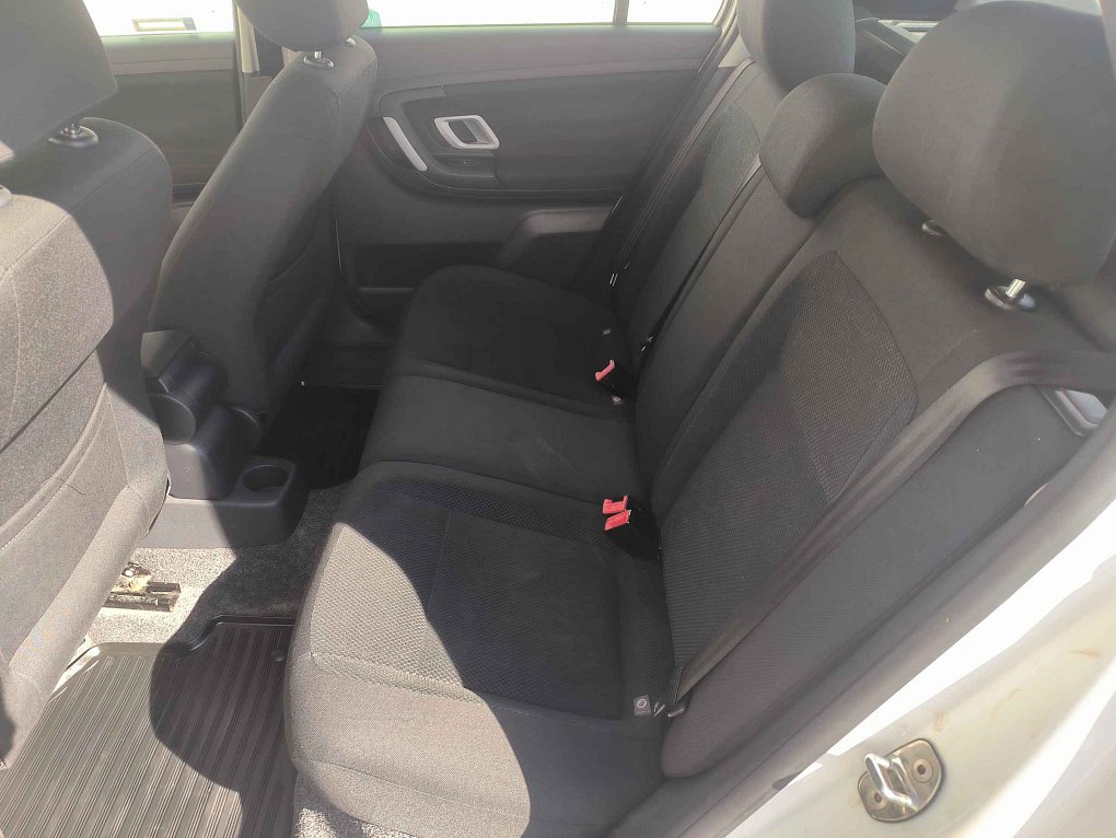 Škoda Fabia II 1.4 16V Elegance