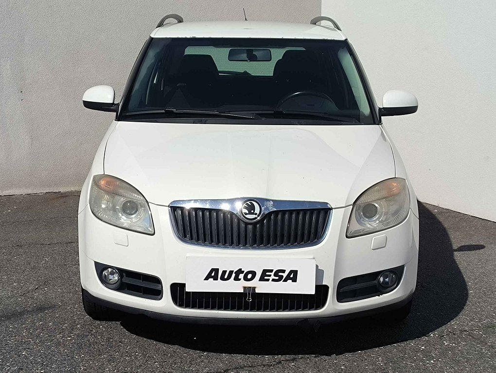 Škoda Fabia II 1.4 16V Elegance