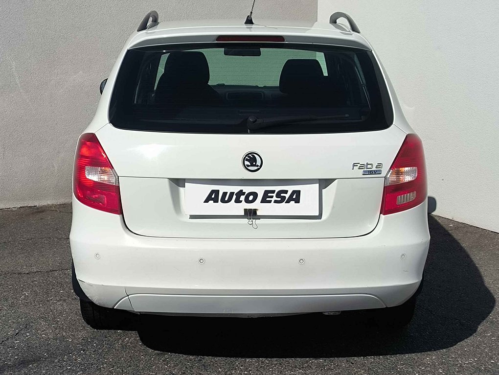 Škoda Fabia II 1.4 16V Elegance