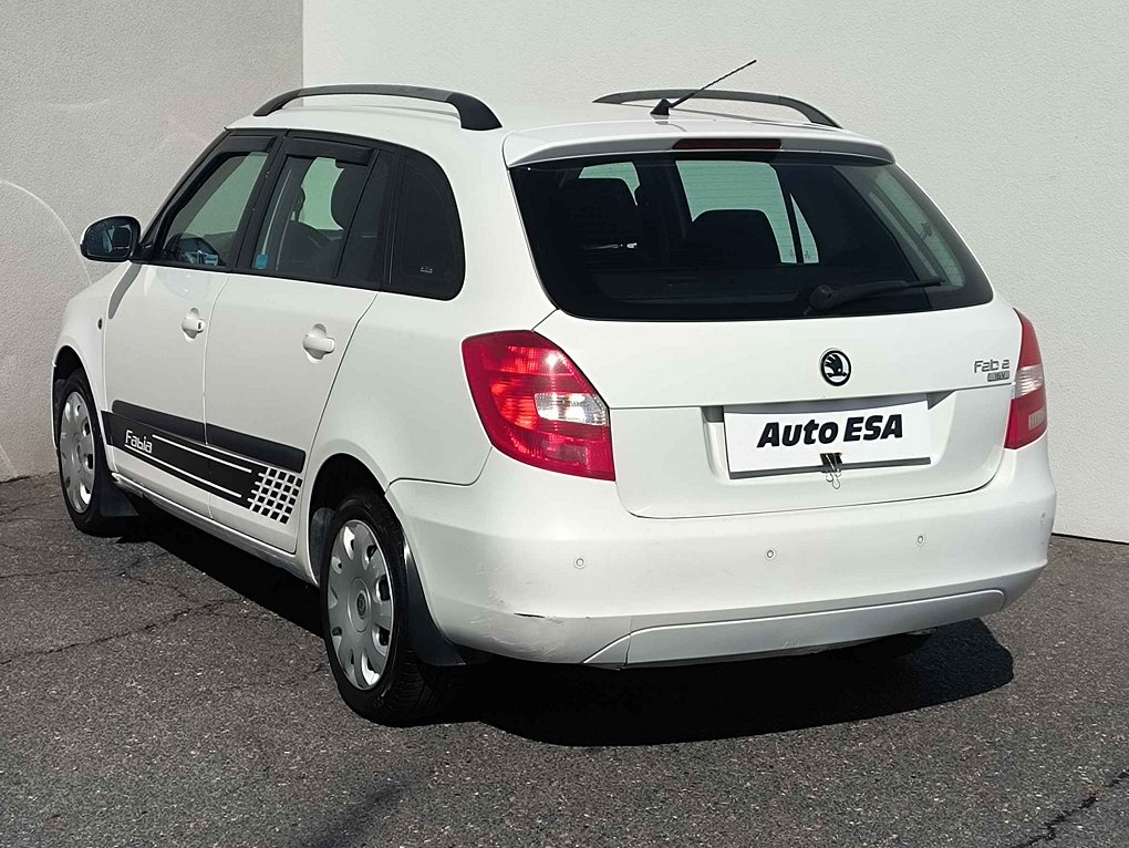 Škoda Fabia II 1.4 16V Elegance