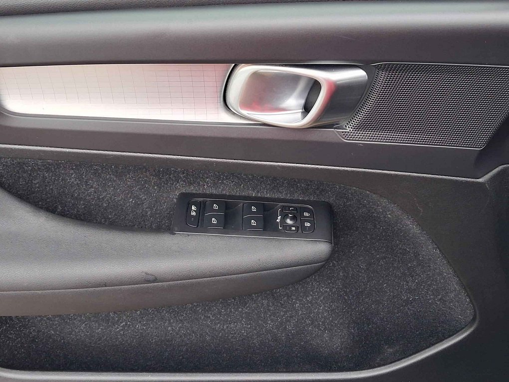 Volvo XC40 1.5T Momentum