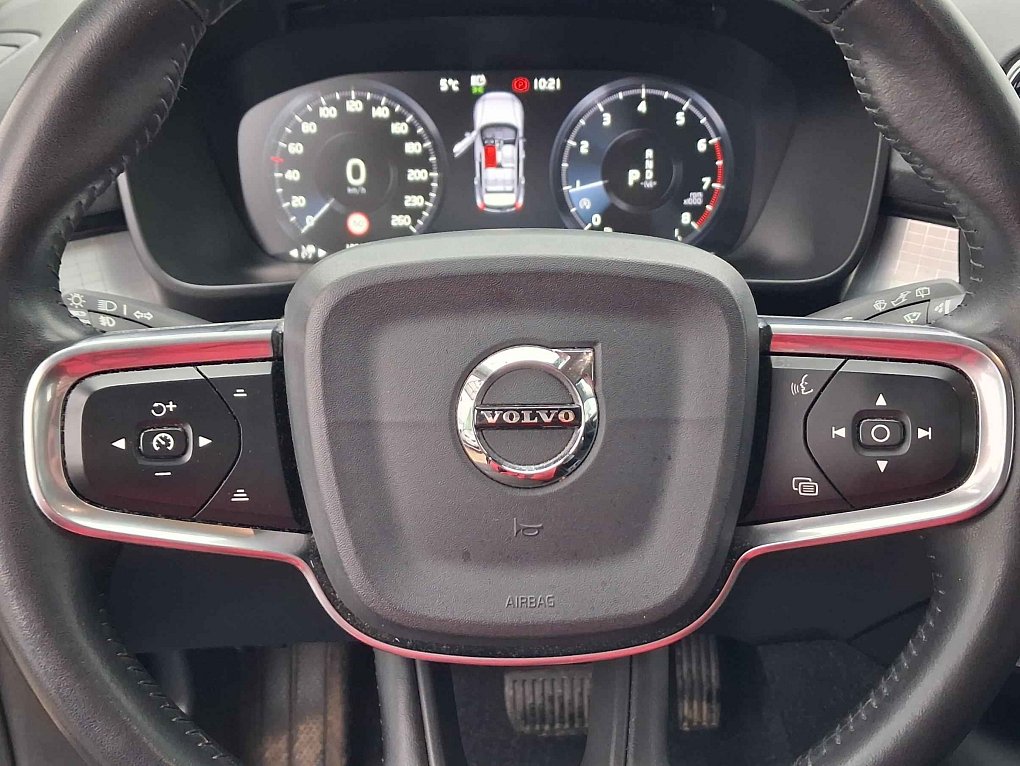 Volvo XC40 1.5T Momentum