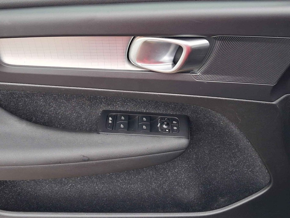 Volvo XC40 1.5T Momentum