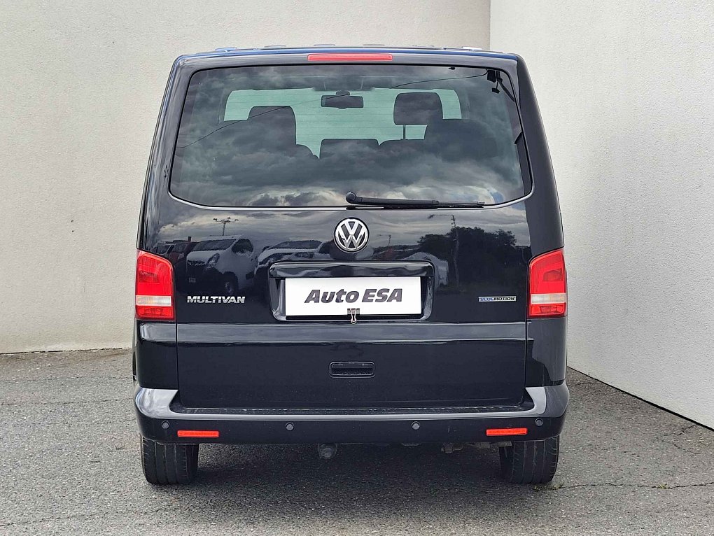 Volkswagen Multivan 2.0TDi 