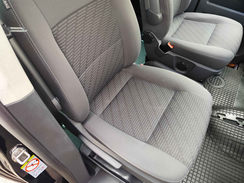 Volkswagen Multivan 2.0TDi 
