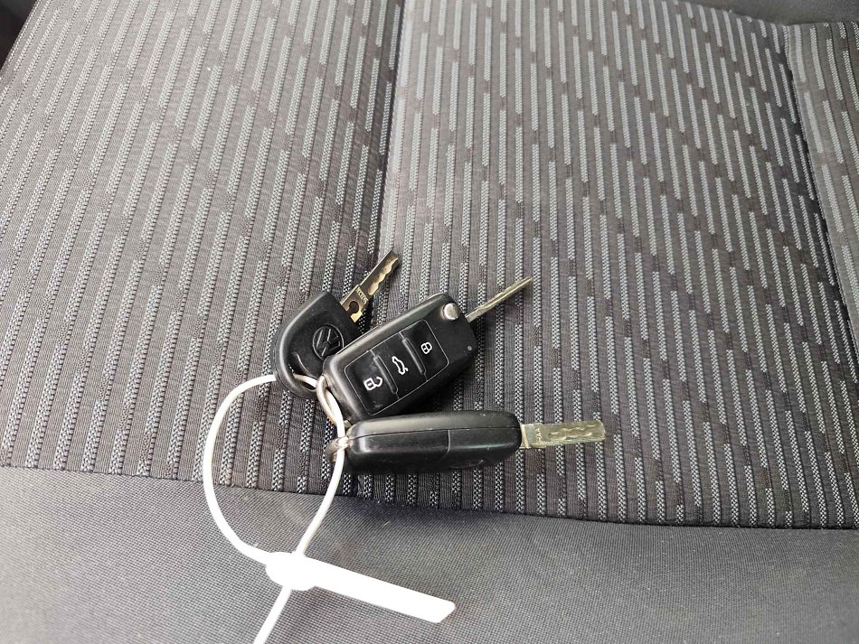 Volkswagen Multivan 2.0TDi 