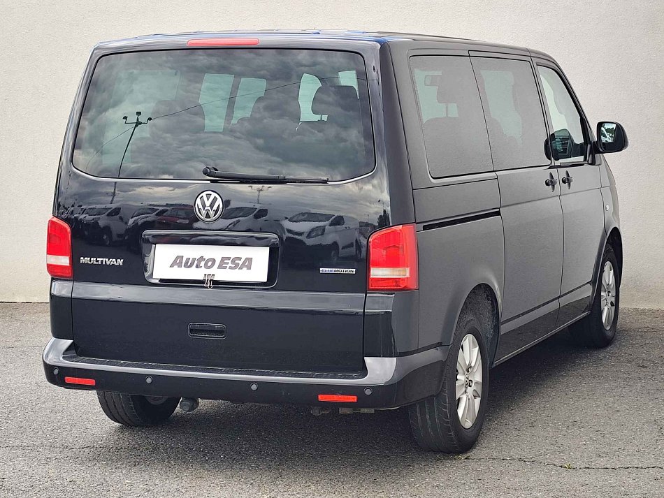 Volkswagen Multivan 2.0TDi 