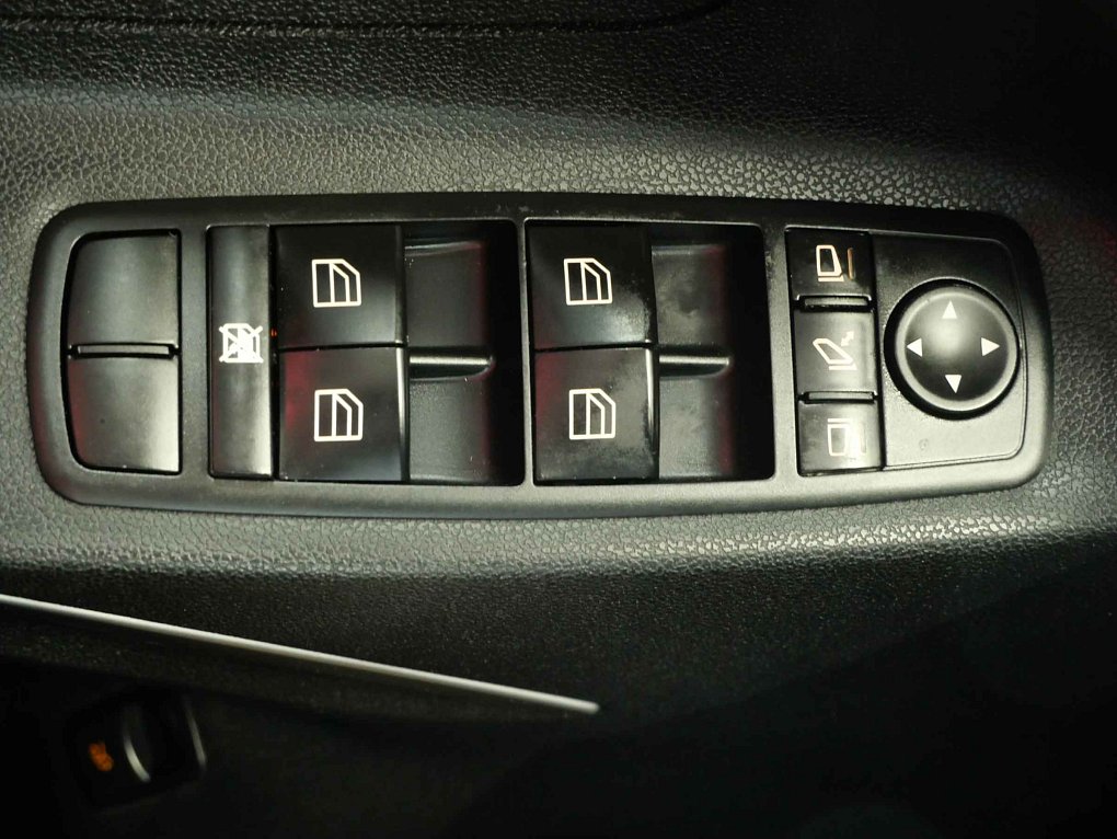 Mercedes-Benz Třída M 3.0 CDI  ML 280 CDI 4-MATIC