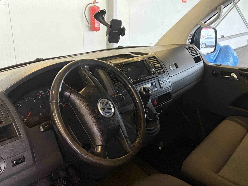 Volkswagen Caravelle 1.9TDi  L2 9míst