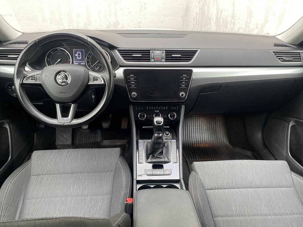 Škoda Superb III 2.0TDi SportLine
